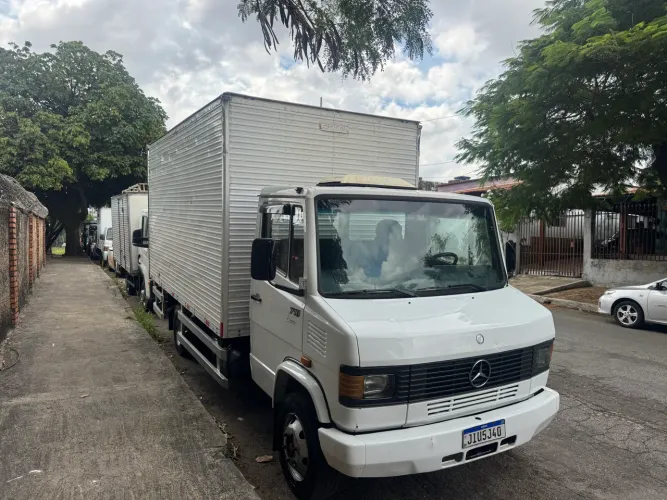 M.BENZ 710 PLUS 2011/2011