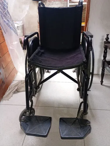 Cadeira de rodas e banho