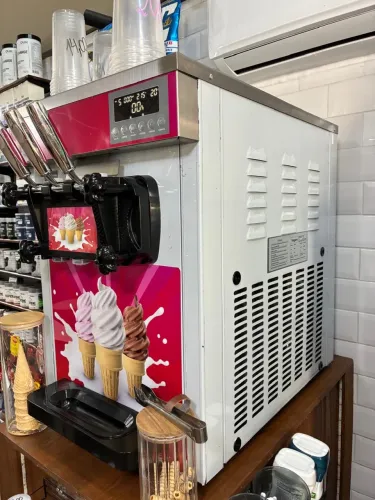 Máquina de Sorvete Expresso 3 Sabores Inox Conservação Noturna 220v - Nagano
