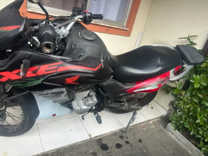 MOTO XRE 300