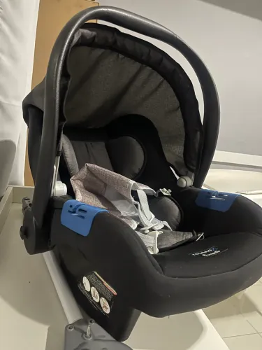 Bebê conforto Burigotto Touring