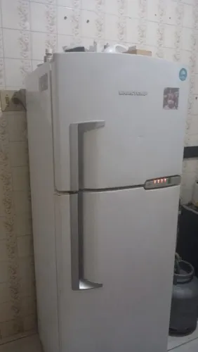 Geladeira brastemp semi nova 