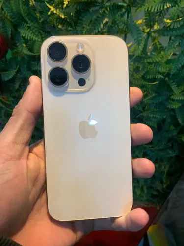 iPhone 16 pro 256GB dourado 90% bateria 