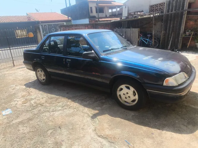 Chevrolet Monza GLS/ Hi-tech 2.0 EFI 2P E 4P 1995