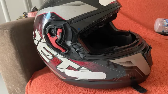 Capacete