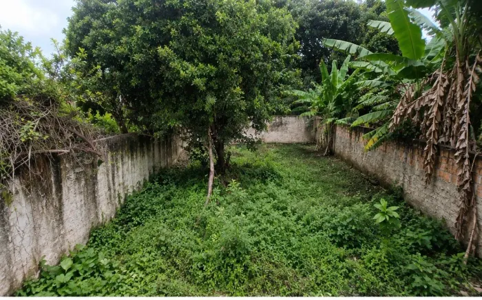 Vendo terreno Grande Frente de Rua