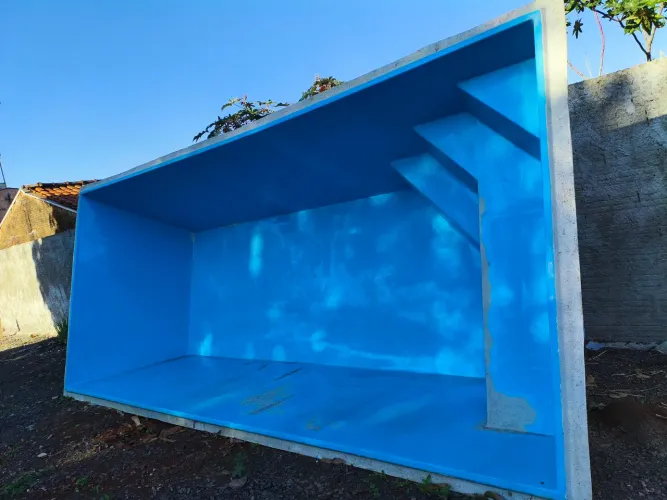 Piscina em bom estado , desapegando 