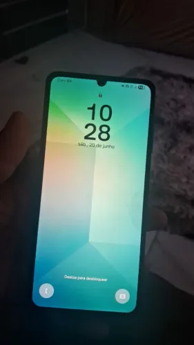 Vendo um celular Samsung a06