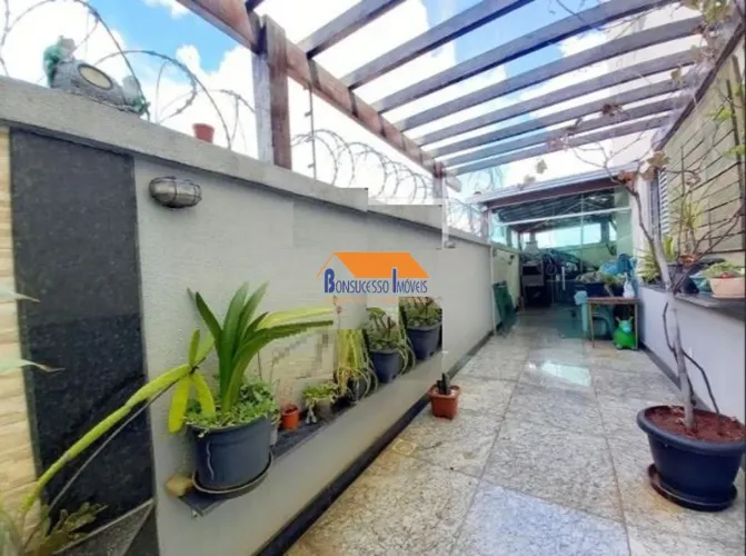 Apartamento de 3 quartos no bairro Heliópolis