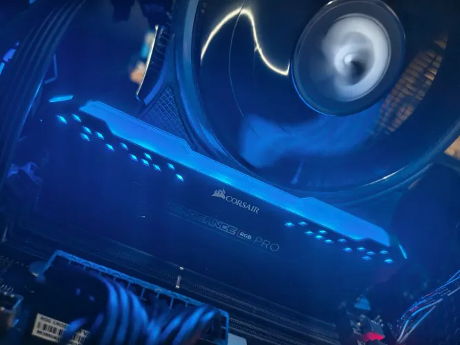 Memória Ram 8Gb Corsair Vengeance Pro RGB 2666Mhx - Envio OlxPay Aceito cartão e Entrego