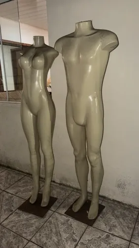 VENDE-SE MANEQUINS FEMININO E MASCULINO