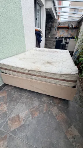 Cama Box King size