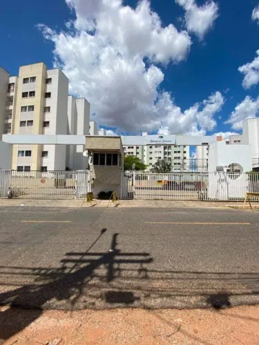APARTAMENTO COM 01 VAGA DE GARAGEM COBERTA NO BAIRRO SÃO JOÃO.