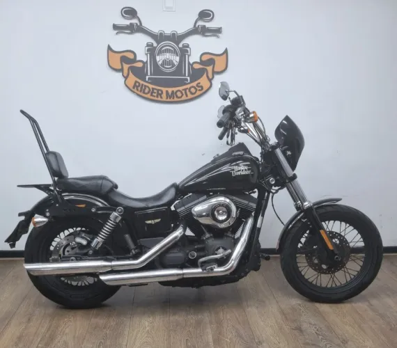 HARLEY-DAVIDSON STREET BOB FXDB 2016 Gasolina