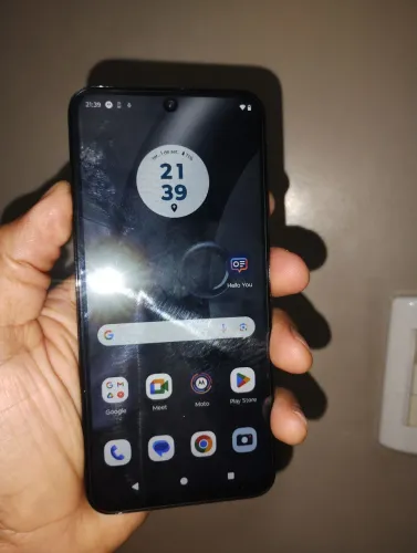Motorola neo 30/ 256 gb