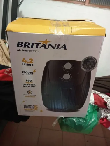 Air fryer Britânia nunca usada