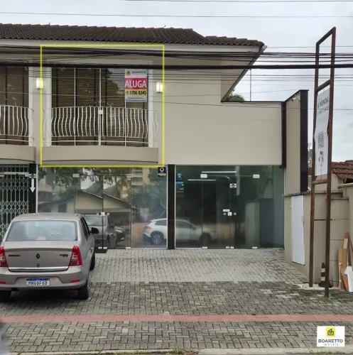 Sala Comercial de 48 m² para Locação no Bairro Anita Garibaldi - Joinville