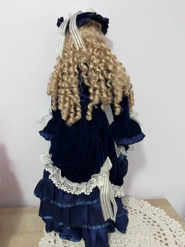 Boneca de porcelana grande 60cm