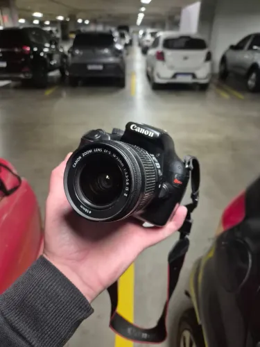 Canon EOS Rebel T3 / 1100D