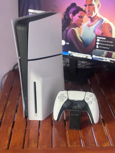 Ps5 Slim com leitor de disco - 1TB!