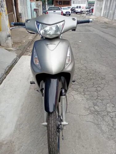 BIZ 125 partida e pedal