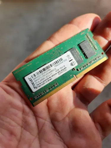Memória DDR 4GB