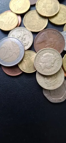 Lote de Moedas Estrangeiras