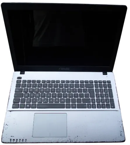 Notebook Asus I3 2365M | 8GB Ram | SSD NVME 128GB | Tela 15,6" HD