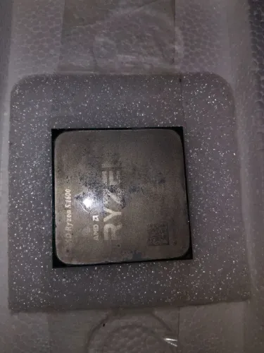Processador AMD Ryzen 5 1600 (6 Cores / 12 Threads) AM4 - Perfeito para Jogos!