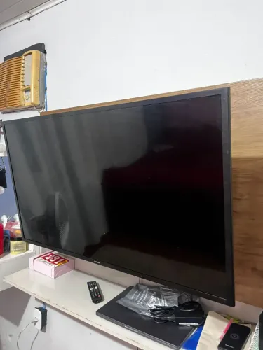 SmartTv Samsung 43" Com painel