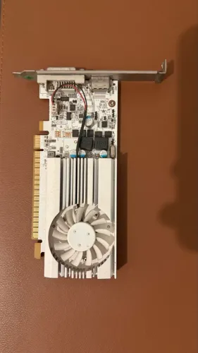 Placa de Vídeo GT 1030 2GB GDDR5