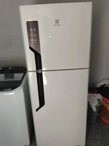 Vende-se geladeira 