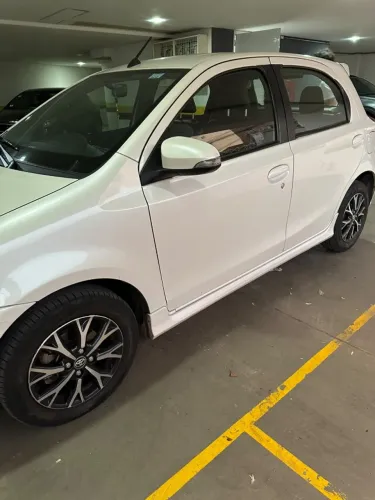 Toyota Etios Platinum 1.5 Flex 16V 4P Aut. 2018