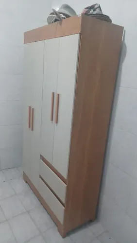 Guarda roupa solteiro 