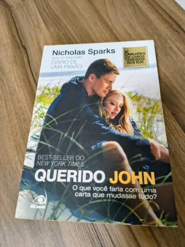 Livro Querido John (Usado)