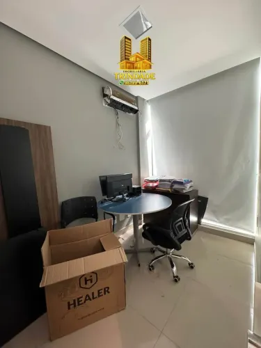 SALA COMERCIAL REFORMADA | PENÍNSULA / reformada