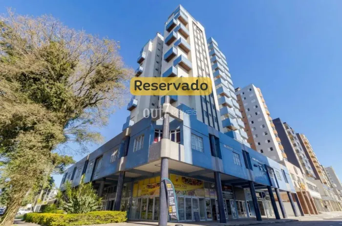 Apartamento no Ed. Lemnos no Bacacheri!