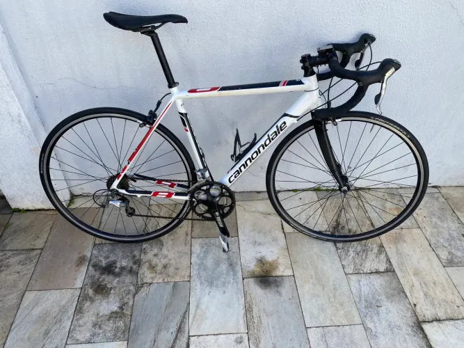 Bicicleta Speed Cannondale caad 8