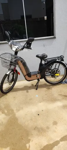 Bicicleta Elétrica Aro 24 Sousa Bike 350W Freio a Disco com Acelerador - Preto - Bivolt