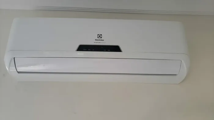 AR CONDICIONADO ELETROLUX 18OOOBTUS INVERTER