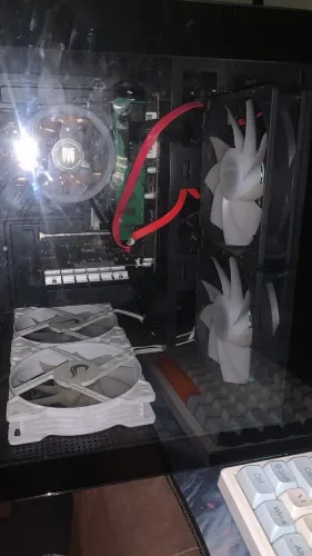 Pc novo passo cartão e parcelo tbm ,chama ai pra gente negociar 