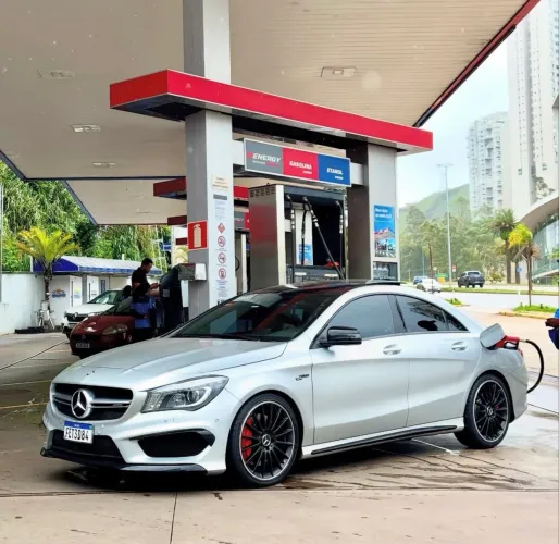 Mercedes-Benz CLA-45 AMG 4matic CGI 2.0 TB Aut. 2015