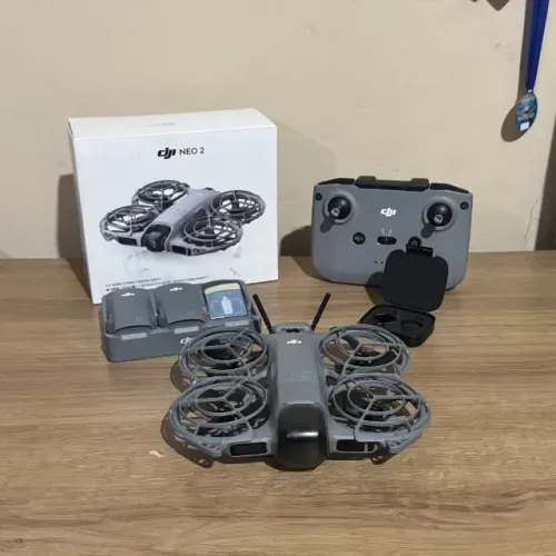 DJI NEO 2 COMBO Com controle e caixa