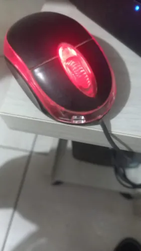 Mouse entrada USB usado.