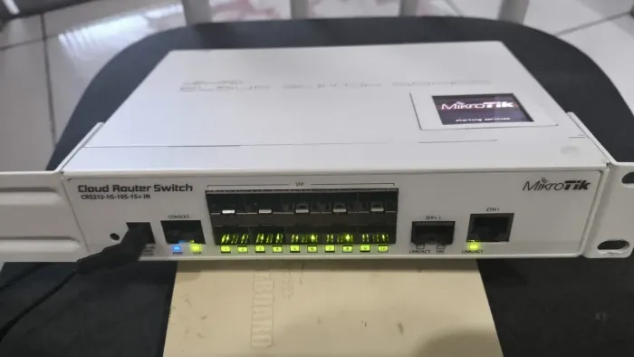 MIKROTIK SWITH CRS 212 - 1G - 10S - 1S+ IN