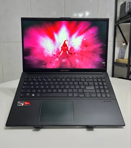NOTEBOOK ASUS VIVOBOOK, RYZEN 5 7520U COM NOTA FISCAL, 8GB RAM, 256SSD - EM ÓTIMO ESTADO