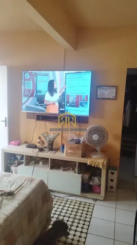 Casa a venda no bairro Coqueiros!
