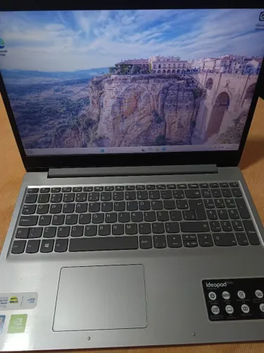 Notebook Lenovo Ultrafino Ideapad