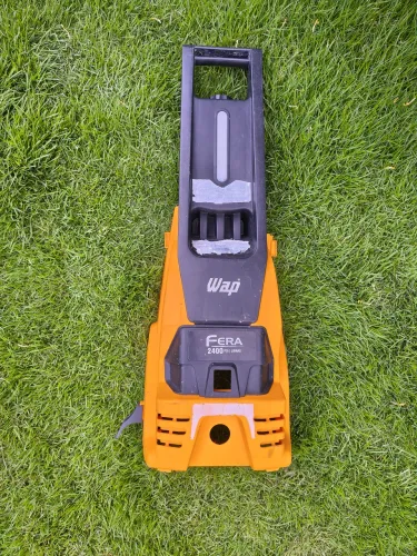 Capa frontal wap fera.