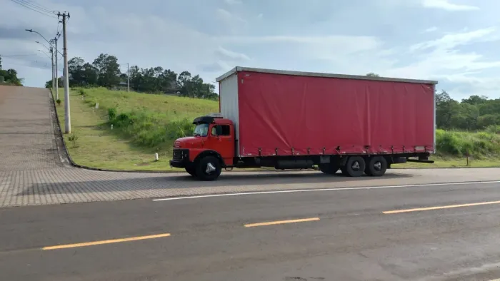 Mercedes-Benz Classic 6 1982